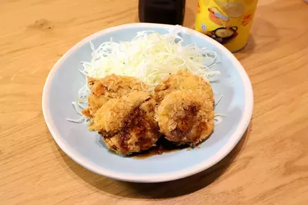 「【プリングルズのミルフィーユコロッケ】プリングルズとひき肉を重ねてパン粉をつけて油で揚げたザクザク食感のコロッケが誕生！＜野島慎一郎のバカレシピ＞」の画像