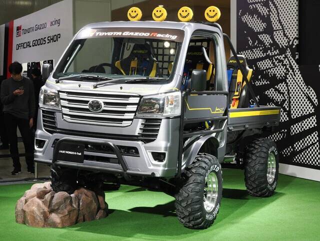 世界最大級の"改造車の祭典"で見つけた！　「東京オートサロン2026」やりすぎカーTOP7!!