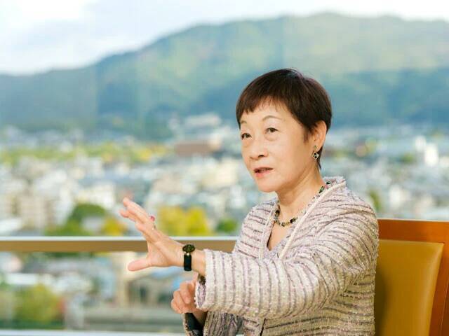 霊長類はメスがオスの地位を操作している!?　人類学の第一人者・山極寿一と長谷川眞理子が語る「動物としての女と男」