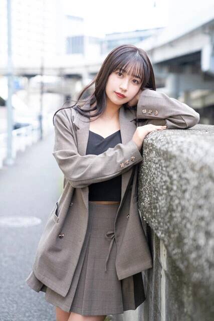 2025年のグラビア界を賑わすsejuの大型新人・溝端葵が語る初グラビアの記憶「宣材も何もないまっさらな状態で顔見せに行き、撮影が決まりました」