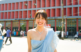 大胆カットから飾らない素顔まで。溝端 葵、待望のファースト写真集が発売決定！「自分でも 『めっちゃキレイ』と思った、鍛えたお尻も見どころです」