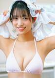 「アイドルグループ「＃Mooove！」赤色担当の赤間四季（あかま・しき）「以前は水着の撮影が恥ずかしかったんですが、今回は堂々とできました」」の画像1