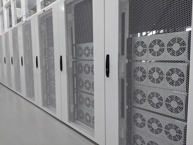 【ルポ・ニッポンの廃校再生物語】AIデータセンター、水族館、醸造所、ウナギ研究所......。新たな地域再生の希望の拠点!?