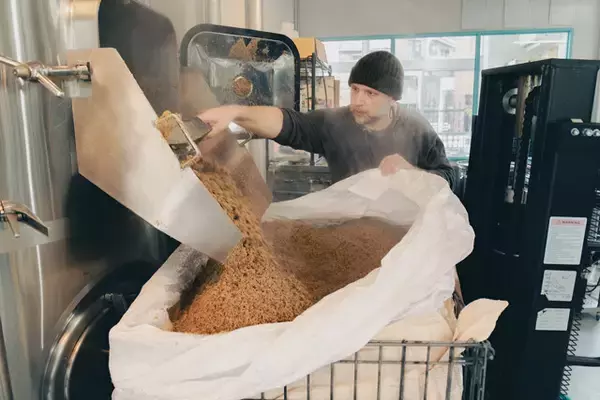 「【ルポ・ニッポンの廃校再生物語】AIデータセンター、水族館、醸造所、ウナギ研究所......。新たな地域再生の希望の拠点!?」の画像