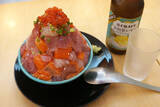 「【海鮮丼】たまには日常から外れた贅沢がしたい。熱海の商店街名物の「海鮮てっぺん丼」は、まるで海鮮の富士山！：パリッコ『今週のハマりめし』第250回」の画像6