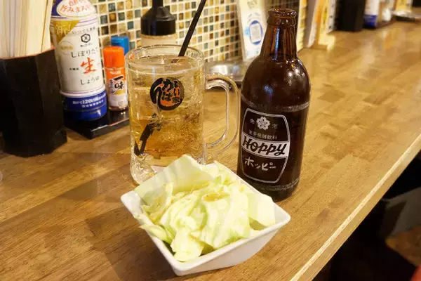 「【からあげ&ねこまんま】亀戸の酒場で出会った日替わりサービスからあげは、まさかの42円！ はたしてその実力は!?：パリッコ『今週のハマりめし』第219回」の画像