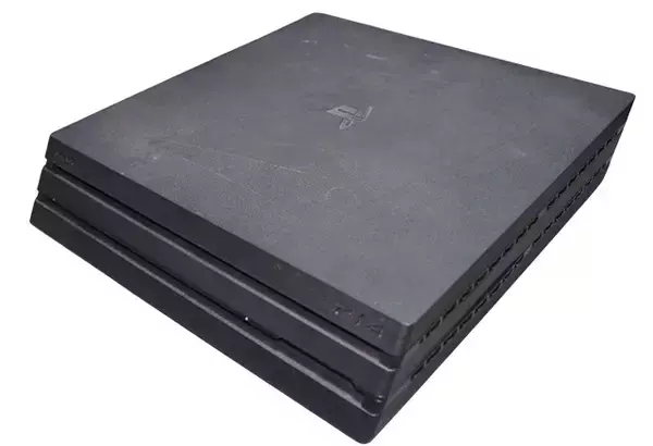 「大幅値下げの「PlayStation5」は大ヒット中の「Switch2」に勝てるのか？」の画像