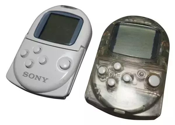 「大幅値下げの「PlayStation5」は大ヒット中の「Switch2」に勝てるのか？」の画像