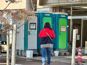 「不潔さ」が次の死を招く！ 「トイレの不備」こそ震災関連死の原因のひとつだった！