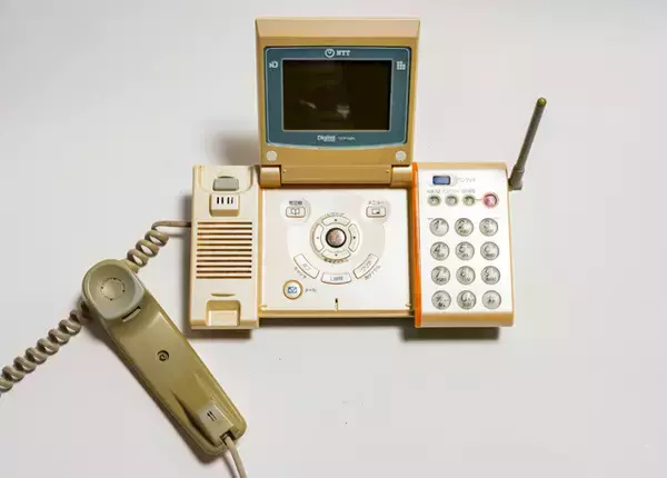 「iじゃなくて、L！　平成のネットサービス「Lモード」【山下メロの平成レトロ遺産：110】」の画像