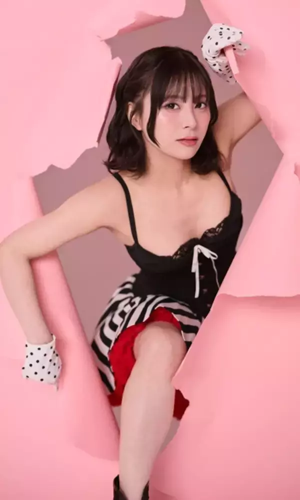 「煌めき☆アンフォレント・佐藤栞「AKB48を卒業して、しばらく地元の花火会社で働いていました」」の画像