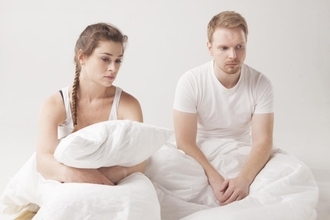 性的に奔放な母親を見て育った男性が抱く「怖れ」とは