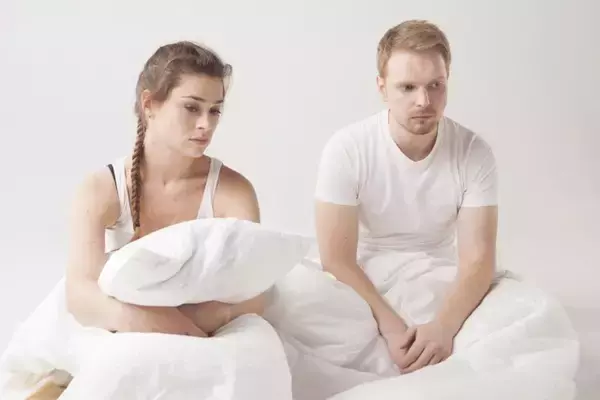性的に奔放な母親を見て育った男性が抱く「怖れ」とは
