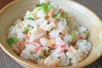 てぬキッチン氏の「紅生姜天丼風混ぜごはん」は混ぜ込むだけで一瞬で完成　揚げてないのにまるで天丼