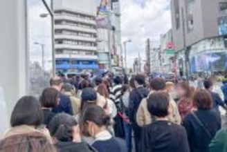 東京のど真ん中に突如現れた「老舗銭湯」、行列並び終えた記者が入ろうとすると断られ…