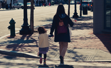 宇多田ヒカル「東京はなんて子育てしにくそう」に共感多数