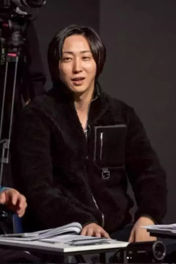 溝口勇児氏「経営なめんな」閉店を決めた“ヒカルの盟友”カードショップ店長への容赦ない攻撃に批判殺到