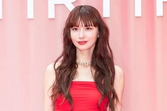 鈴木えみ「携帯見せてって言ったら」1年半前に語っていた元夫への “疑念”…離婚理由は明かさずも「長年積み重なったもの」