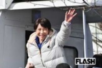 「カタログギフト」問題に揺れる高市首相に「バレンタインチョコ」もらった議員が語っていた“プレゼント癖”