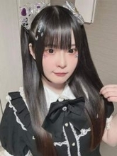 登録者60万人の女性YouTuberが急逝、直前の配信で明かした「苦悩」と「親友への涙」…新チャンネル開設直後の悲劇