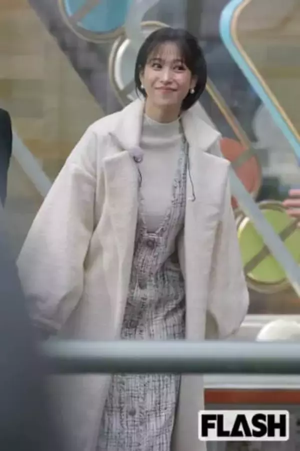 鷲見玲奈、ショーパン姿で美脚を披露しファン歓喜…ショートヘアでの“激変”ぶりも話題に