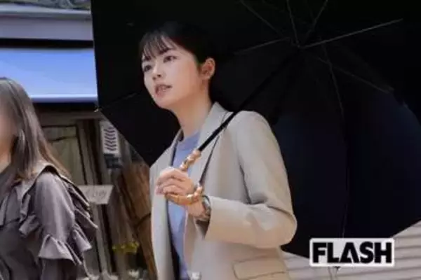 小芝風花「美デコルテ衣装」で見せた大人の魅力…“伝説の花魁”好演で橋田賞受賞、好調の背景とは