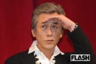 寺島進、小5息子の「電子タバコ吸い」報道で疑われた “親の教育”…ドラマ打ち上げ後には堂々と「路上喫煙」