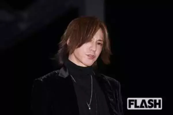 LUNA SEA・SUGIZO「『新たな戦前』にしない」発言が波紋…タモリの名フレーズを援用して改憲を全面否定
