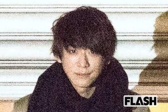 NEWS・小山慶一郎、音楽番組出演で見せたビジュアルに「和田アキ子そっくり」指摘する視聴者続出