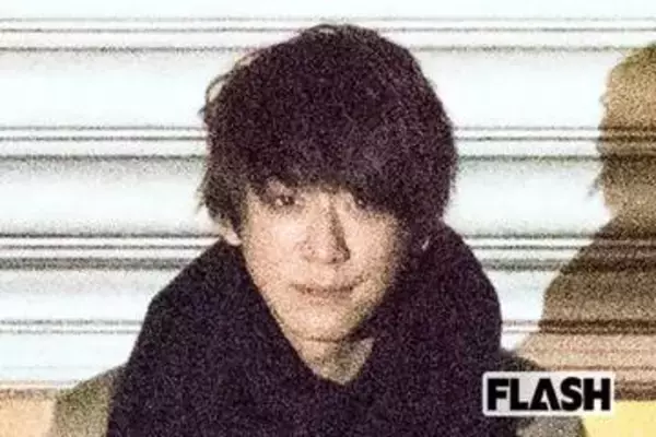 NEWS・小山慶一郎、音楽番組出演で見せたビジュアルに「和田アキ子そっくり」指摘する視聴者続出