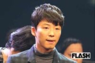 星野源に続いて米津玄師まで…『紅白』“追加発表”連発にSNSで別れる賛否、放送までの“話題作り”も