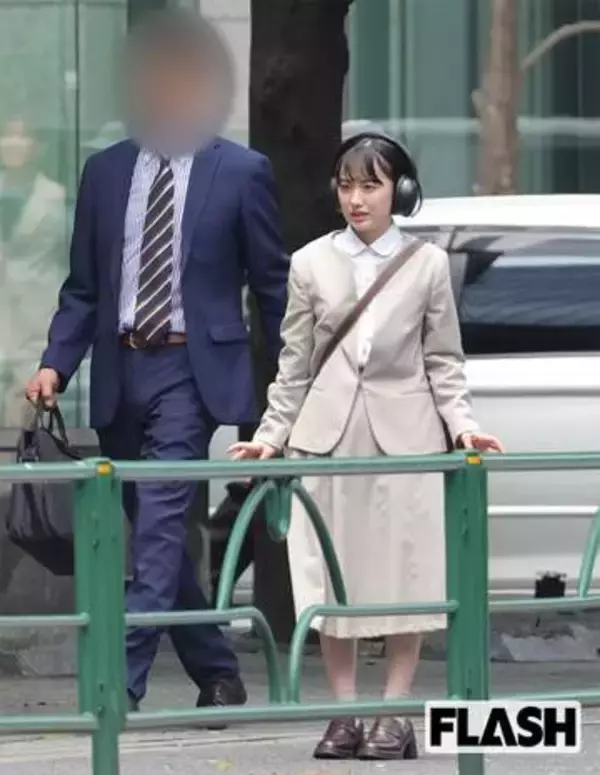芦田愛菜 『大ヒット韓国ドラマ』リメイク現場の“ショート姿”をキャッチ！主演は10年ぶり、大学卒業も間近