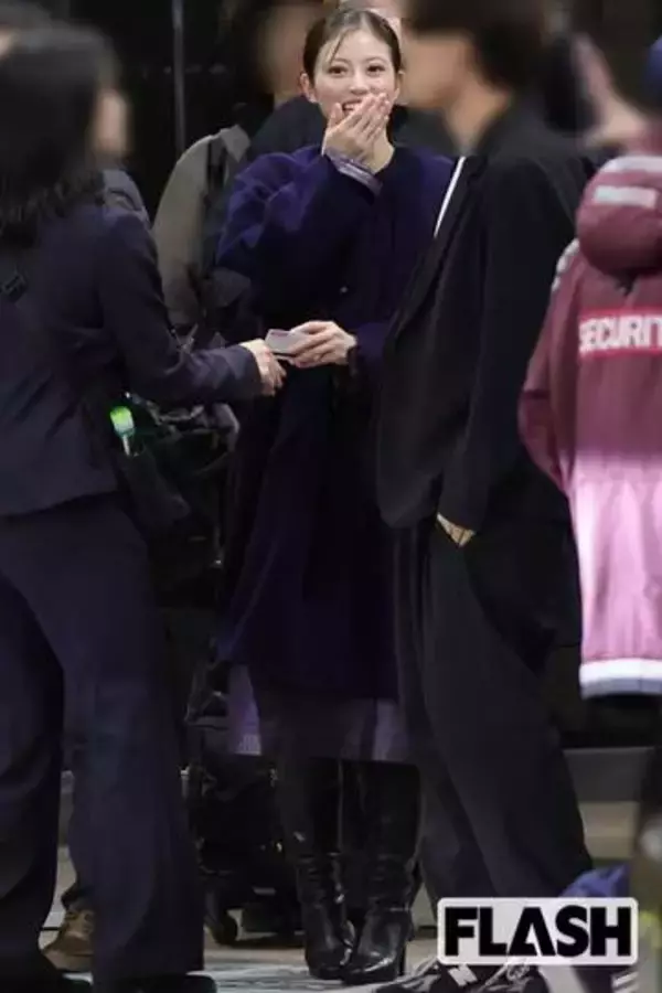 今田美桜、ファンミで公開した「全身120万超」Dior姿が大反響…“国民的女優” の次作は日韓共同制作ドラマで世界に配信