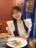 「「元アイドル候補」福井テレビ若手女性アナ、“太もも全見せ”ミニスカ姿にSNS衝撃…“地元密着リポート”とのギャップに集まる支持」の画像1