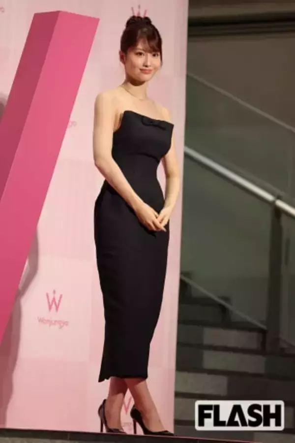 TWICE・モモ＆ジヒョ、雪のNYで大胆“ボディスーツ見せ”ダンス動画披露　相次ぐ衣装の“過激化”にファン困惑