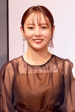 フリーアナ森千晴、パツパツTシャツで “美デコルテ” 披露…『グッド！モーニング』卒業して “次なるステップ” へ
