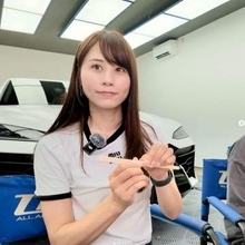 高級車7台持ち美人YouTuber、「日産入庫拒否」騒動で“不満ぶちまけ動画”4連投が波紋 「ユーザーの1人」強調も視聴者反発