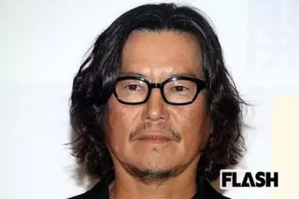 豊川悦司の右腕に“蛇タトゥー”出現!　繊細な青年役でブレイクから31年、“危険な色気”漂わせる怪優に