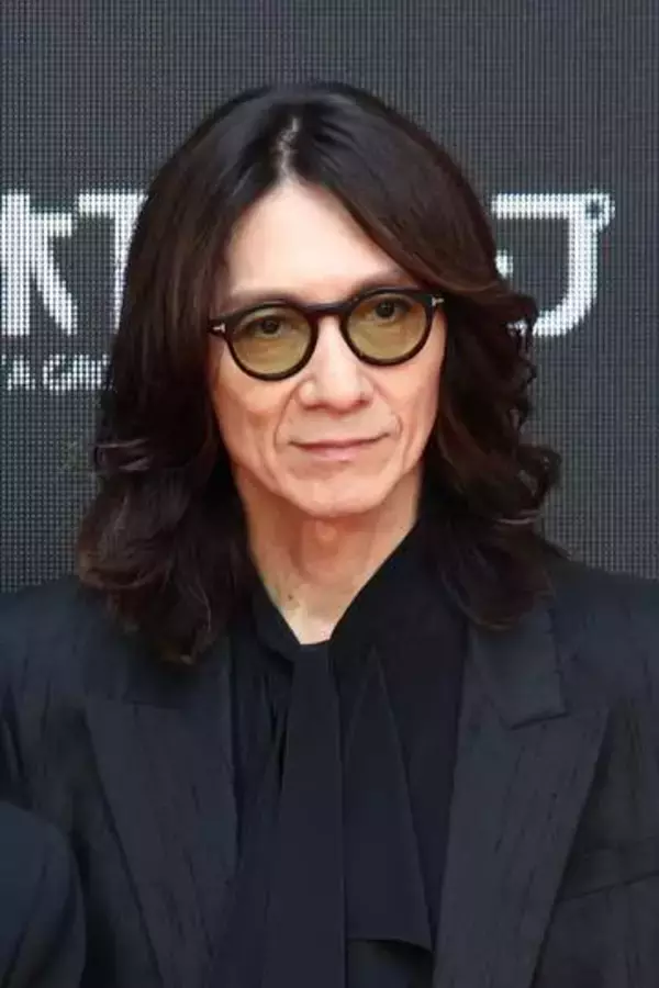 THE YELLOW MONKEY、ツアーTシャツが “差別表現” で販売中止…過去にもあった “公式グッズ” めぐるデザインの線引