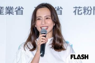 優木まおみが離婚発表、かつては美容師夫と“公開職場デート”見せたラブラブぶり…海外移住前から懸念されていた“すれ違い”