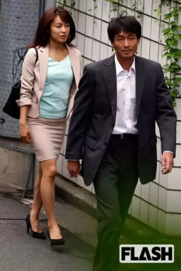 内山理名、吉田栄作との子ども “チラ見せ” 写真で際立つ「母の気遣い」…結婚から4年で女優業減少も “特技” は向上