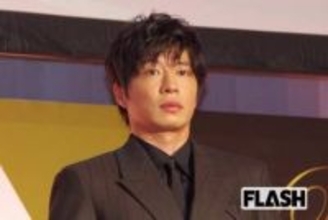 田中圭、映画公開から1年半後の「DVD発売告知」に漂う違和感…PR動画の衣装は“舞台挨拶当日”のまま