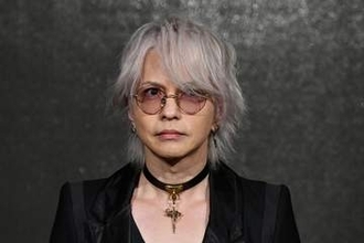ラルク・hyde、夏フェスで「上半身裸」披露も“びっしりタトゥー”…近年の“親しみやすさ”イメージとのギャップに困惑する人も