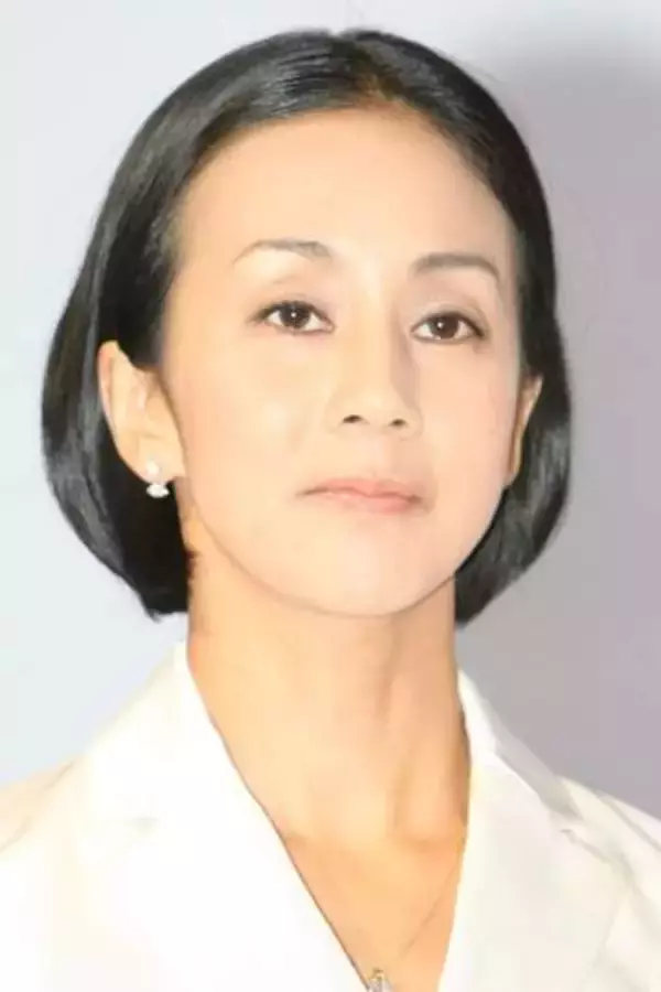 中村江里子“ミニ丈ワンピース”で見せた変わらぬビジュアルに集まる絶賛…ミラノ移住時の“豪邸アパート”も話題に