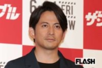 岡田准一 timeleszとの「集合写真」が撮られた“意外な場所”…デビューめぐる“共通点”も