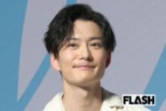 「服のセンスよくなってる」岡田将生、“妻目線” プライベートショット披露で見えた “ダサ私服” からの脱却