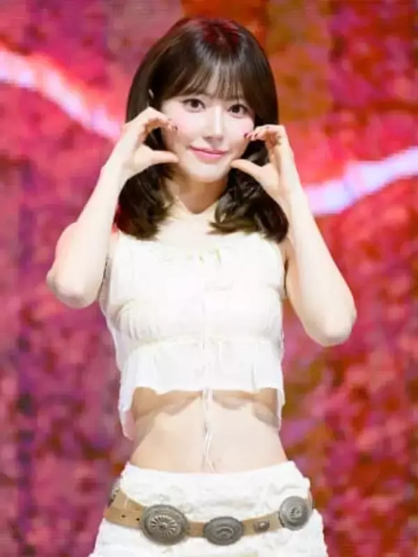 宮脇咲良　総額250万円超の高級アクセサリーを披露…HKT48から渡韓で築いた世界的アイドルの座