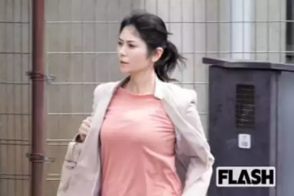 真木よう子、産後の“まるですっぴん”姿でファンが気になる“16歳差年下”パートナーの育児サポート態勢