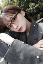 「むっちむちのメイキング」グラビアクイーン・田中美久が投稿した“インナーチラ見え”ショットにファン大興奮