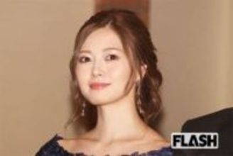 白石麻衣、人気芸人の自宅で『桃鉄』プレイ姿に大反響!“完璧美人”のフランク素顔に強まるファンの親近感